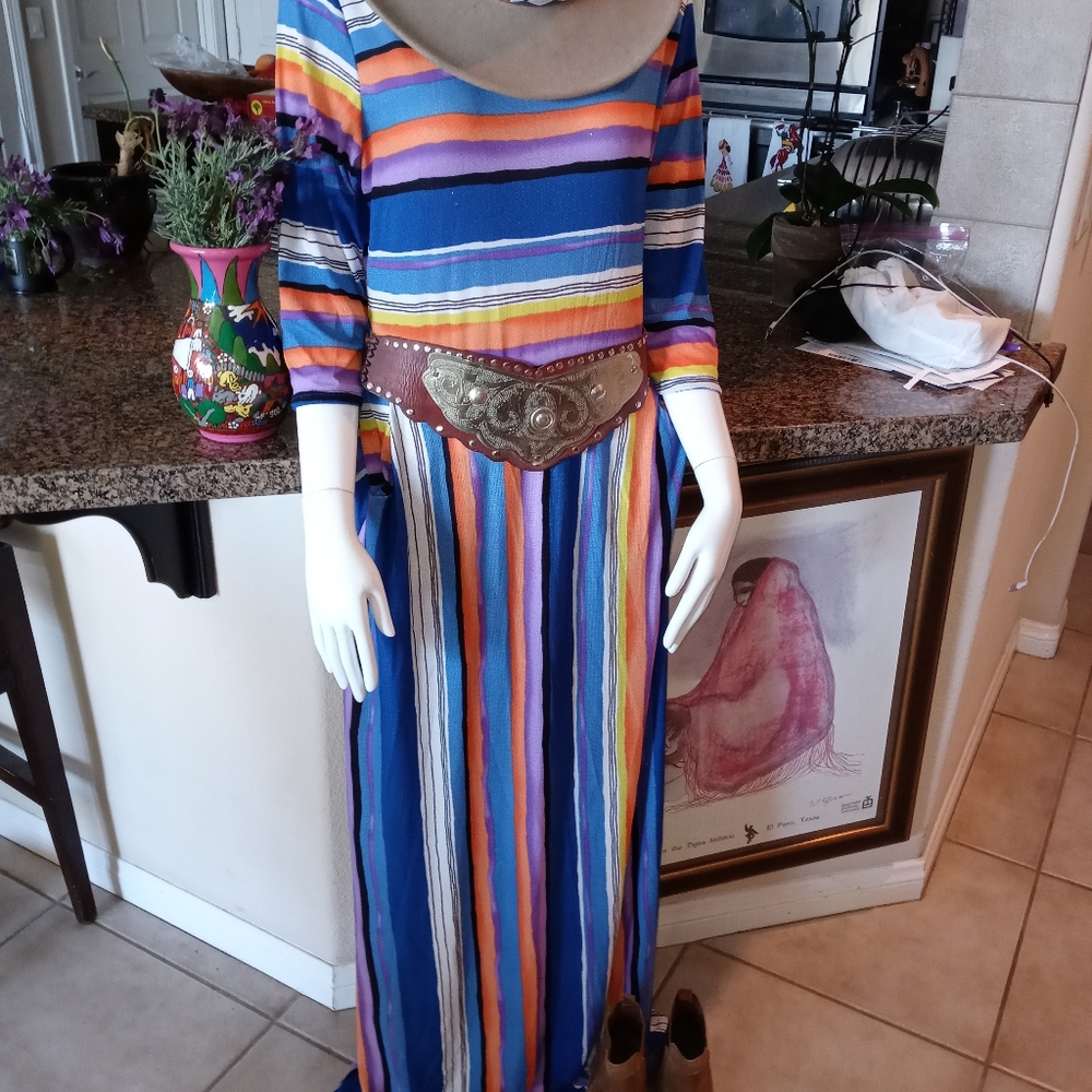 Find Me Plus 2X Full Length 3/4 Sleeve Maxi